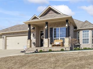 808 Dollar St, Cave Springs, AR 72718