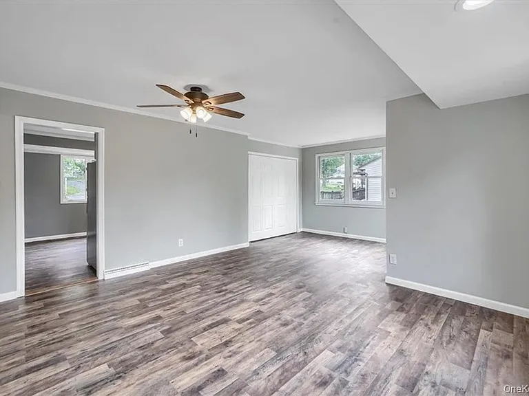 4 Revere Rd — Photo 5