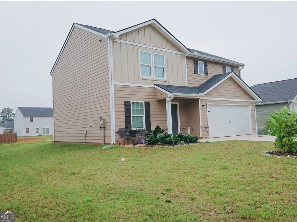 2nd image of 114 Catalpa Rd