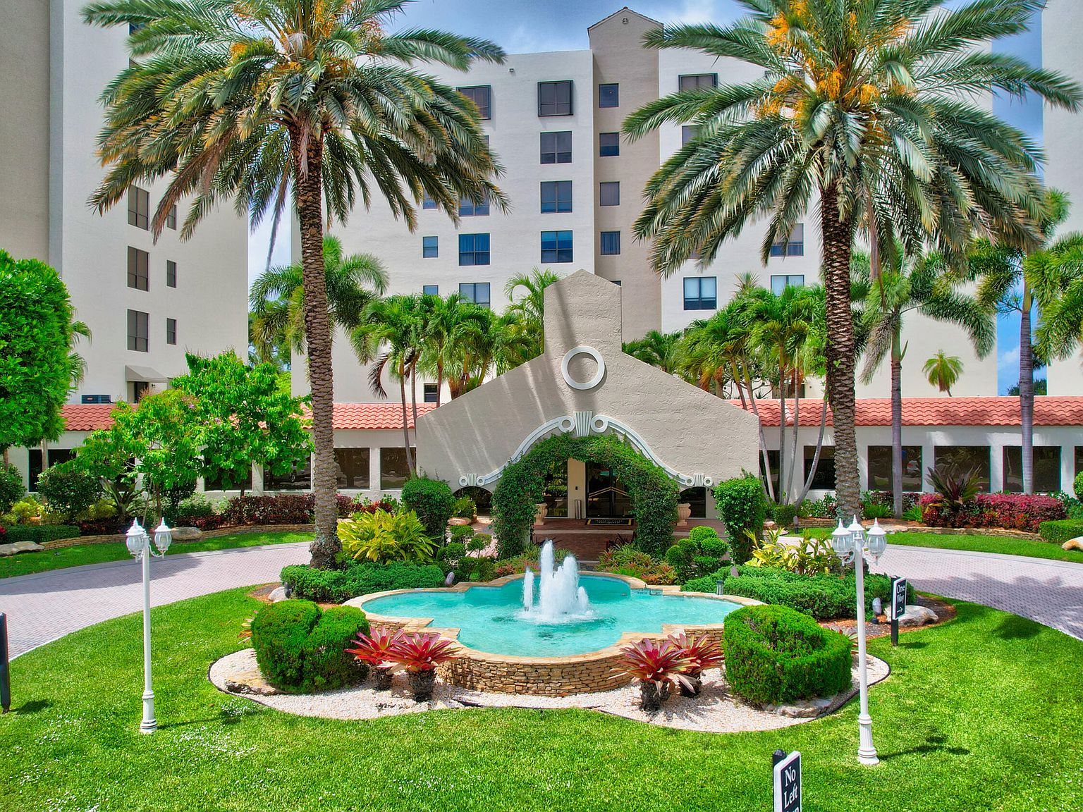 7235 Promenade Drive #802 J