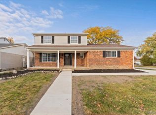 1621 Walnut Ridge Cir, Canton, MI 48187