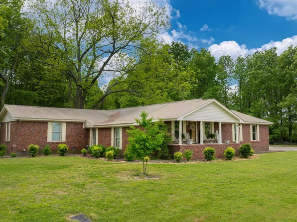 2061 County Road 76, Fyffe, AL 35971