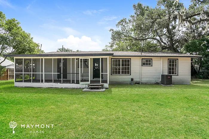 4629 Harden Blvd — Photo 3