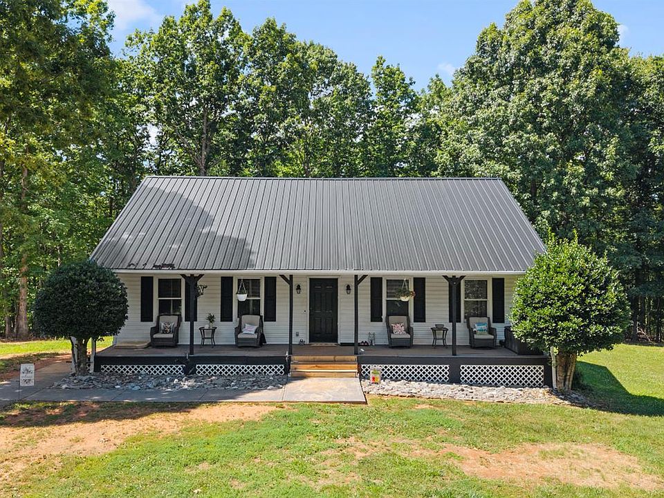 1st image of 3237 Dearborn Rd