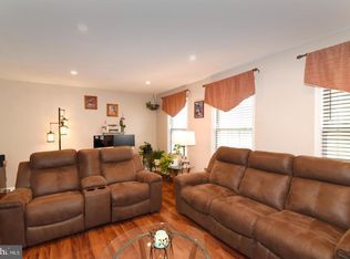 8458 Tackhouse Loop, Gainesville, VA 20155