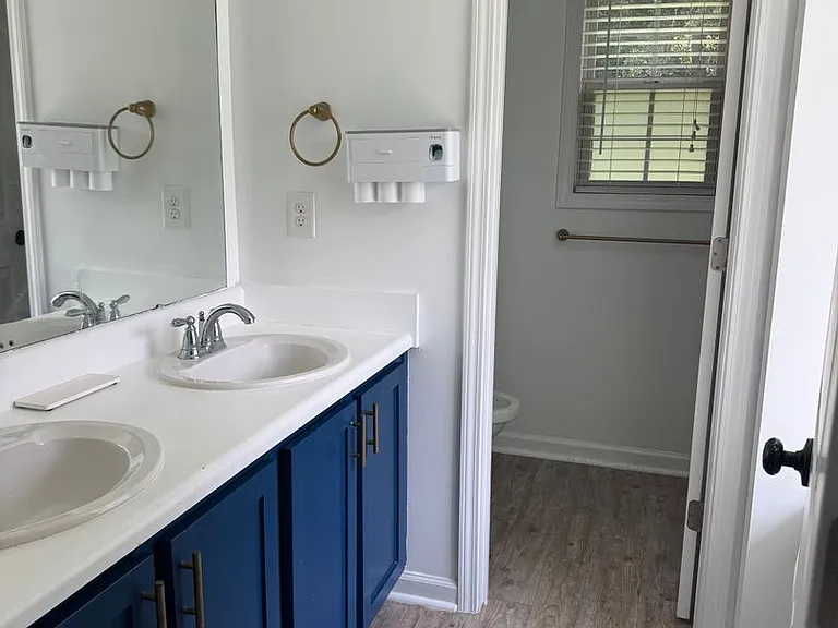 303 Tuscan Ct — Photo 12