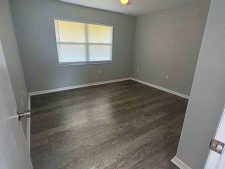 109 Stadium Rd #9 — Photo 18