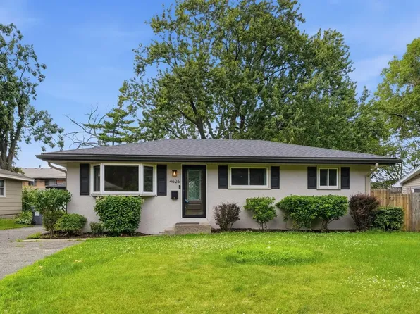 4626 4th St NE, Columbia Heights, MN 55421