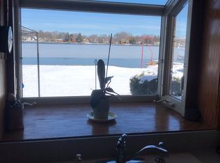 739 Golden Shores Dr, White Lake, MI 48386