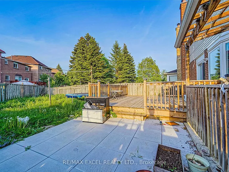 47 Whiteleaf Cres #BASEMENT — Photo 14
