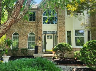 1 Shelley Ct, Princeton Junction, NJ 08550
