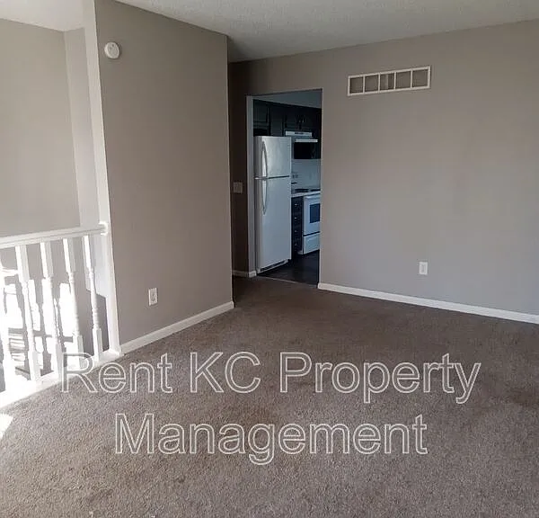 7013 Orchard St — Photo 18