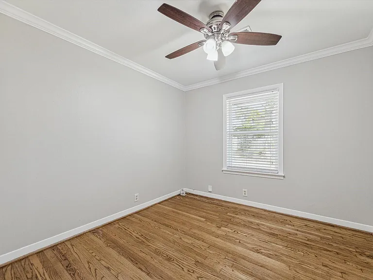 4118 Gardendale Dr — Photo 11