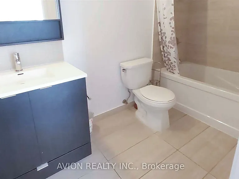 2560 Eglinton Ave W #1504 — Photo 11
