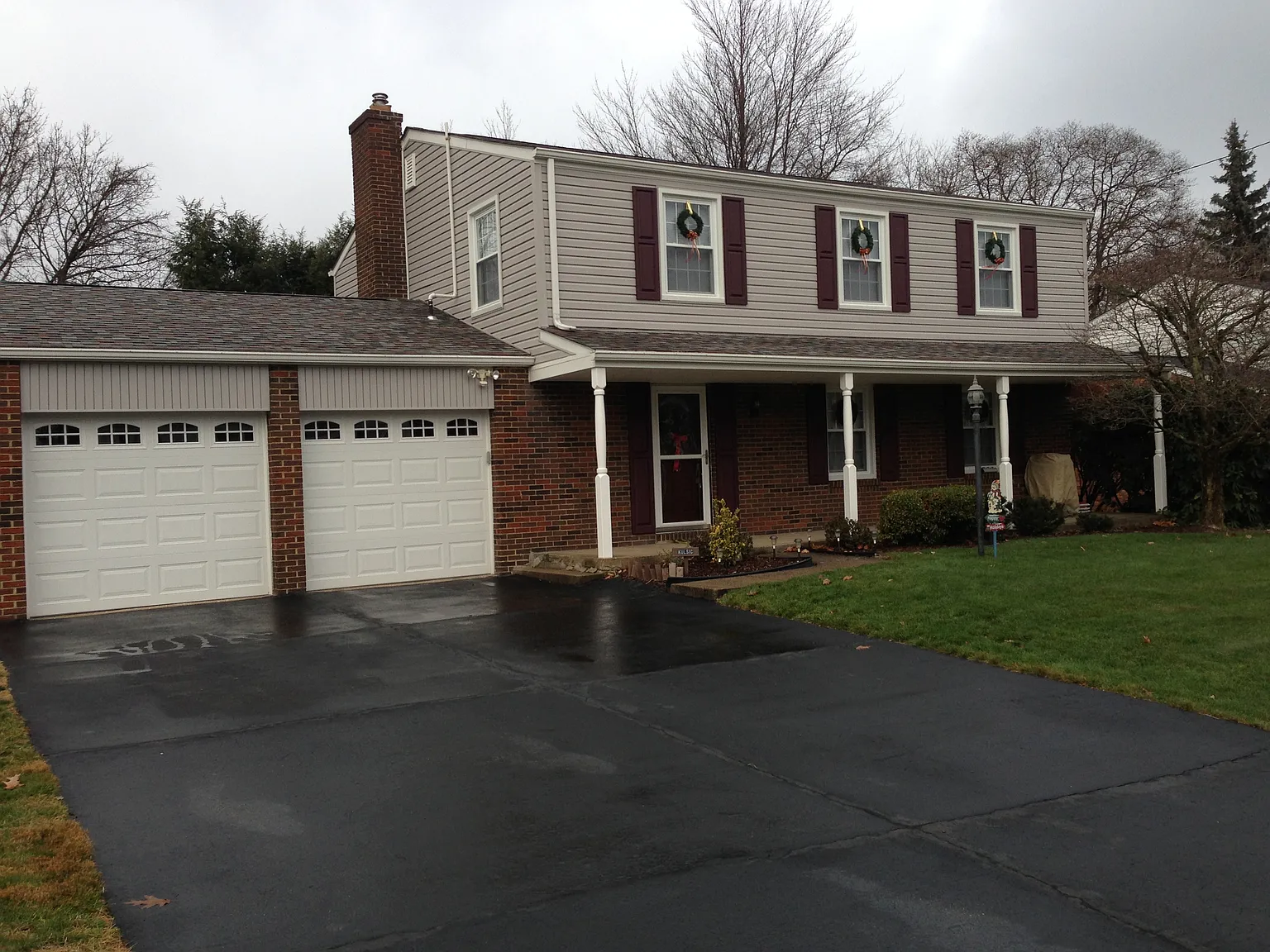 184 Kelvington Dr photo 1