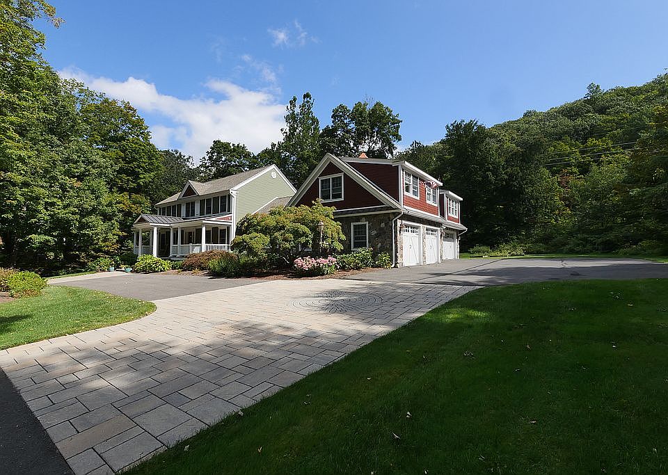 2nd image of 16 Highwood