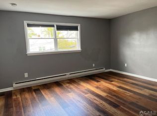 34 Hart St, Sayreville, NJ
