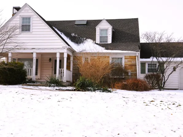 5382 Guilford Rd, Rockford, IL 61107