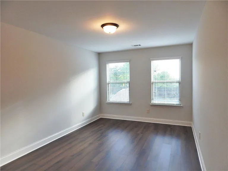 2441 Melton Common Dr — Photo 55
