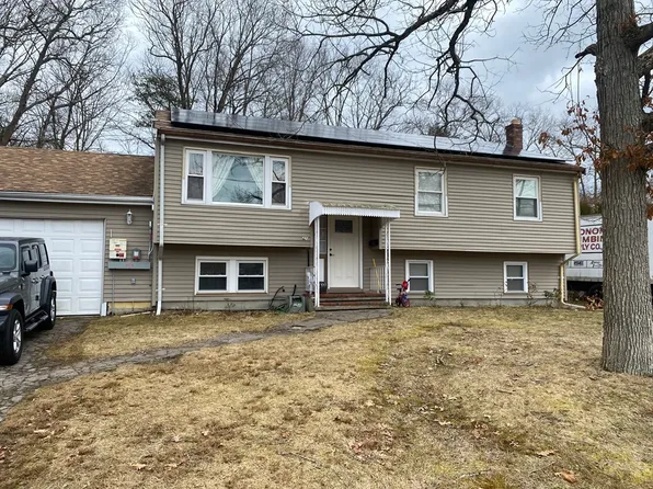 21 Flint Rd, Brockton, MA 02302