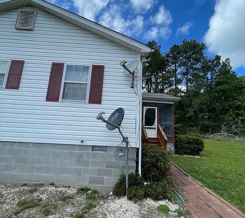 2nd image of 2610 Mary Ball Rd