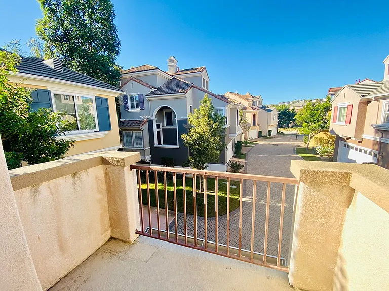 11267 Carmel Creek Rd — Photo 2