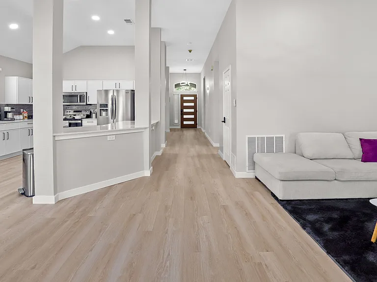 1531 Home Park Dr — Photo 12