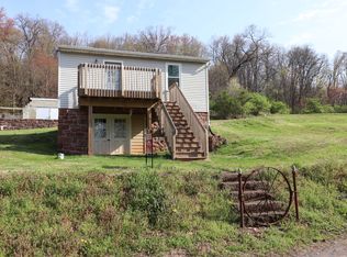 350 Adamstown Rd #C, Reinholds, PA 17569