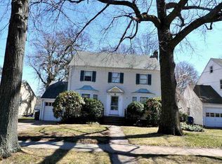 1815 Ella T Grasso Blvd, New Haven, CT 06511