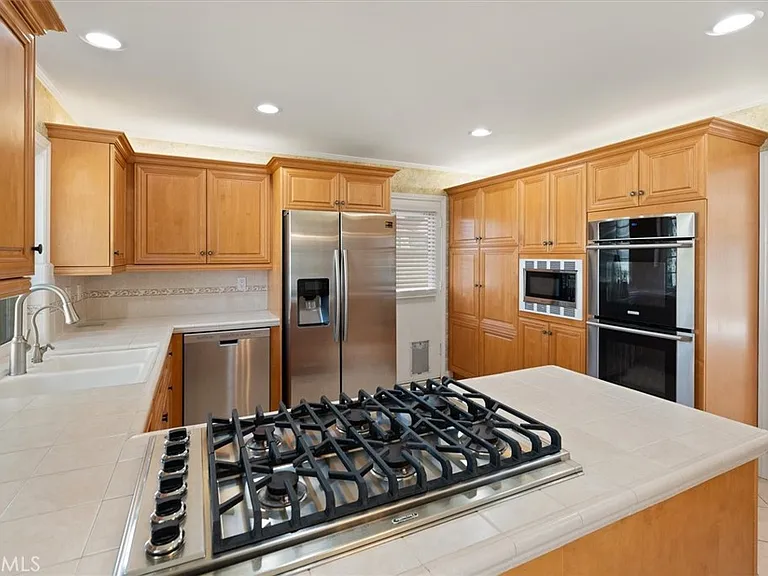 19100 Castlebay Ln — Photo 20