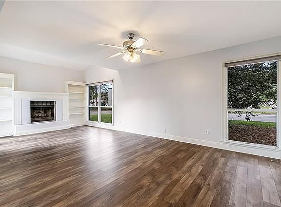 3rd image of 21 Caribbean Ct #21