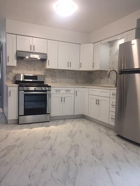 1st image of 1726 N 15th Ave #B