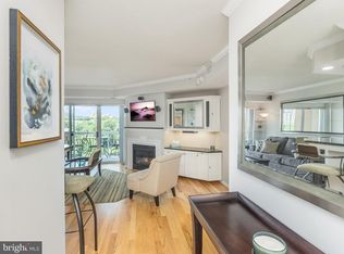 3101 N Hampton Dr APT 1009, Alexandria, VA 22302