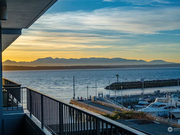 6533 Seaview Avenue NW #A509, Seattle, WA 98117