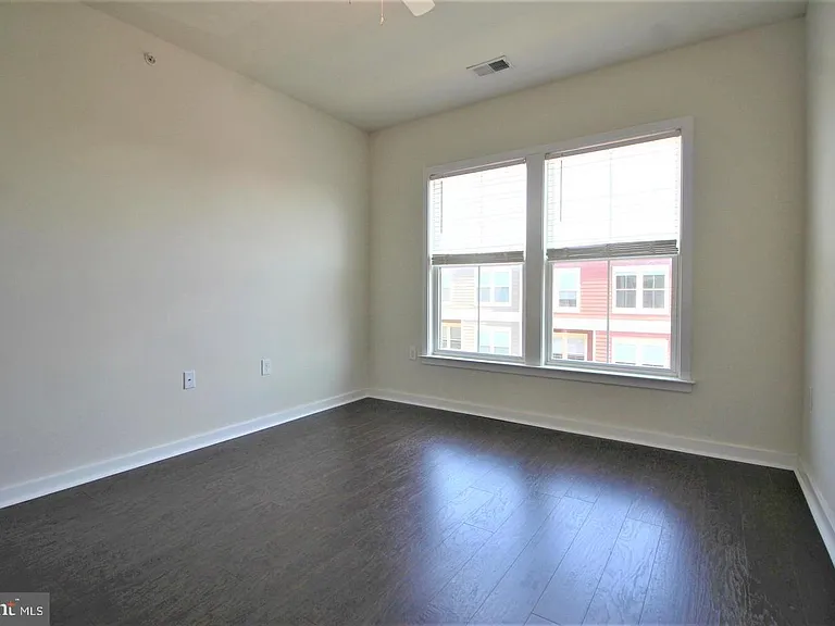3974 Norton Pl #50 — Photo 26