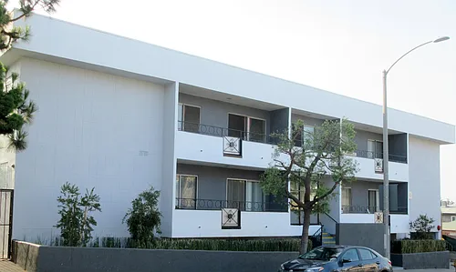 1400 N Fairfax Ave #4 Photo 1