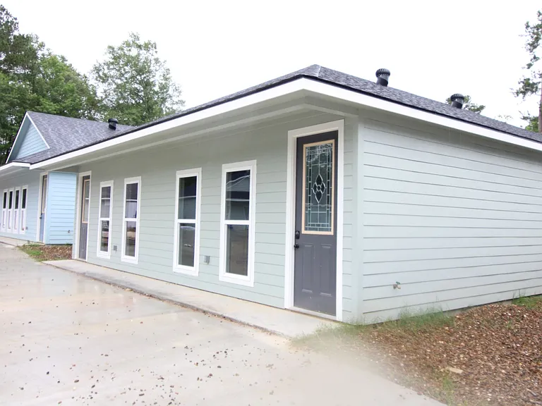 210 Lacey Eden Ln — Photo 9