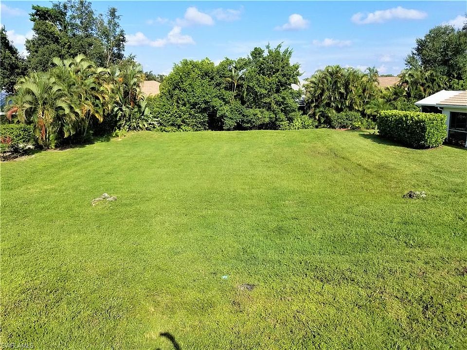 2nd image of 1070 Moon Lake Dr