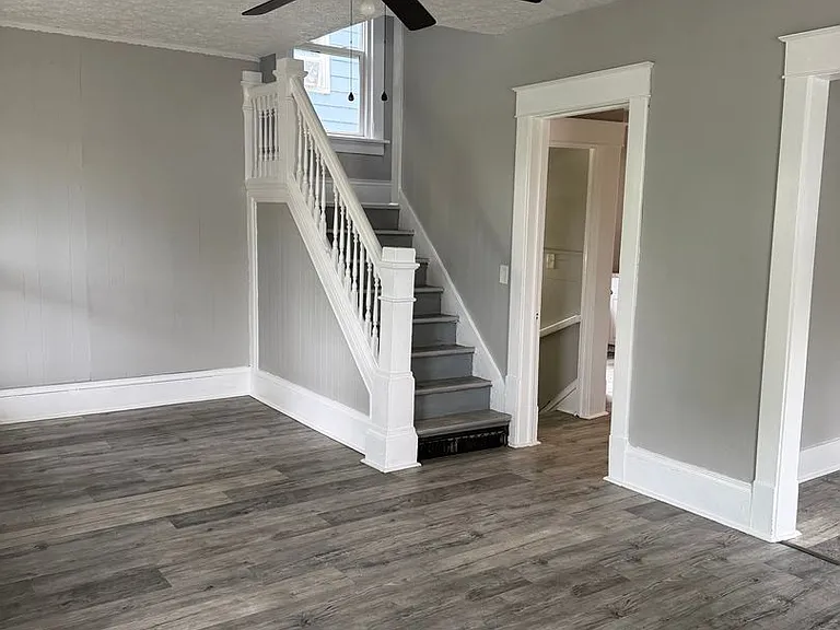 1615 Rowland Ave NE — Photo 5