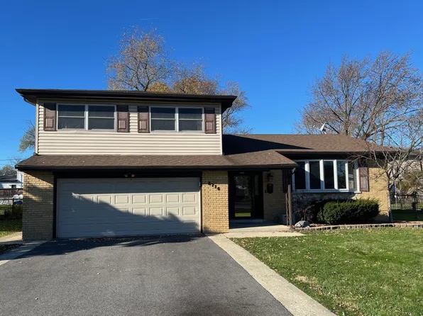 8716 S 83rd Ave, Hickory Hills, IL 60457