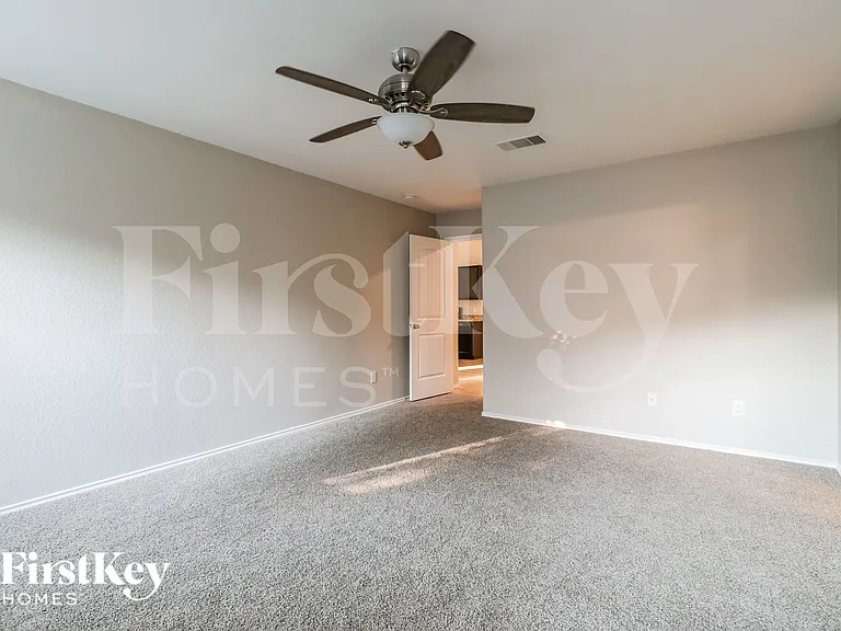 21699 Horseshoe Dr — Photo 9