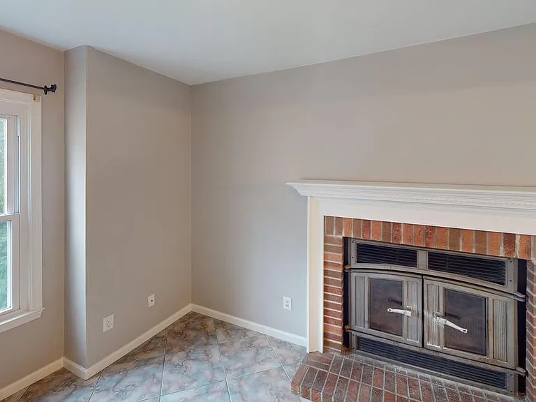 5524 Annandale Dr — Photo 4