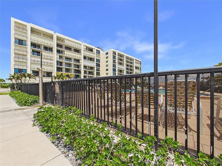 1400 Gulf Blvd #212 — Photo 41