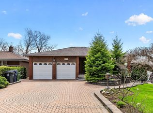 397 Maple Leaf Dr, Toronto, ON M6L1P4