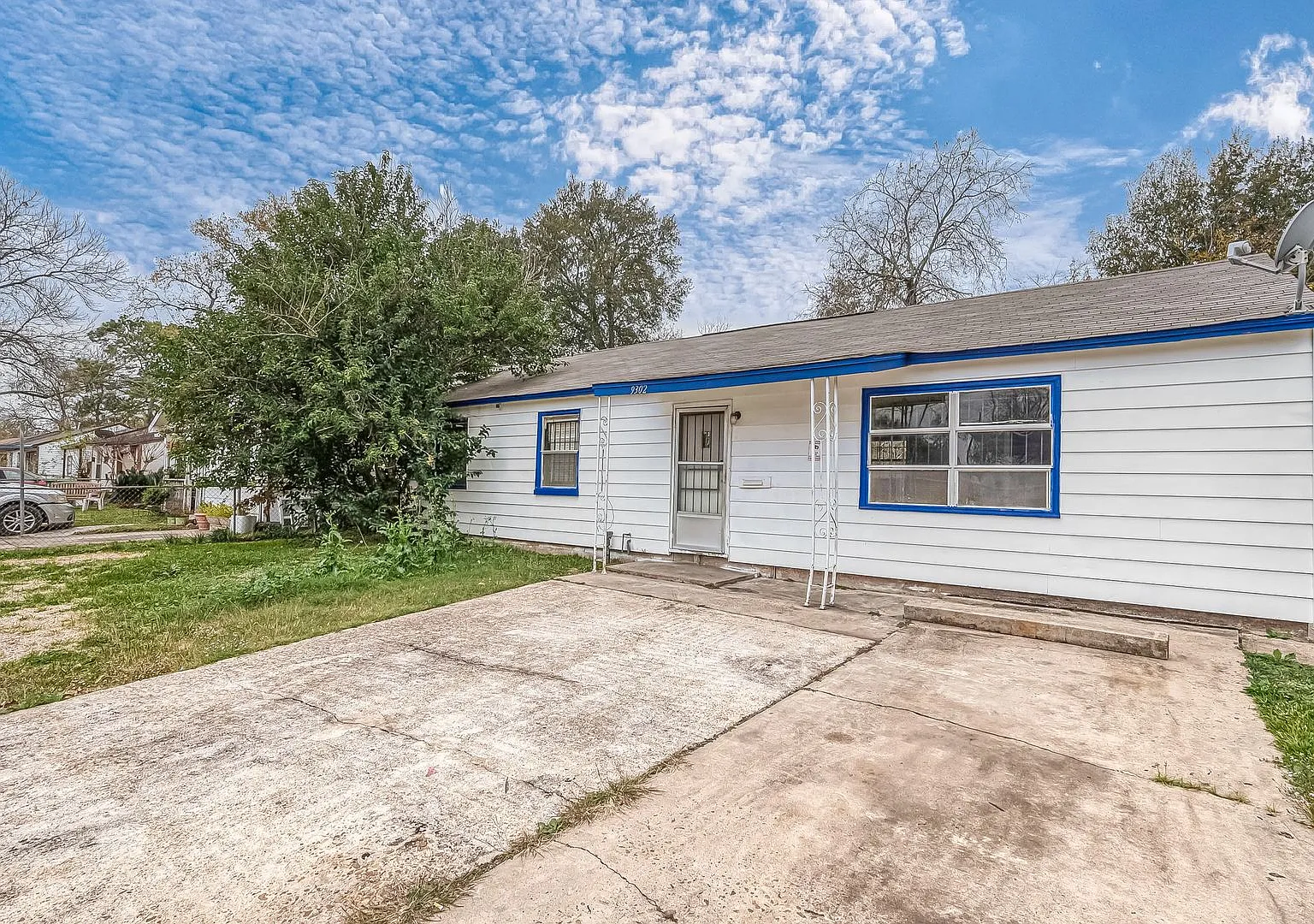 Spacious 3-Bed, 2-Bath Home with Large Backyard Convenient South Houston Home Near Medical Center... — Photo 2
