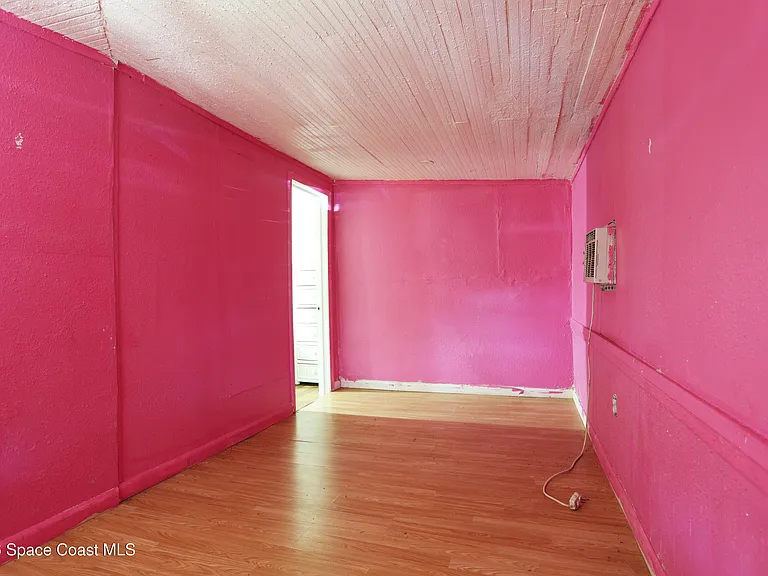 317 Pineda St #B — Photo 8
