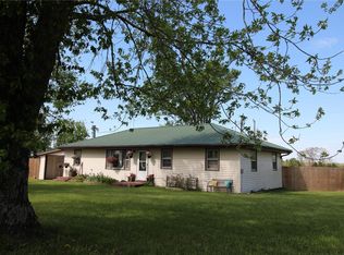 12461 Hartville Rd, Licking, MO 65542