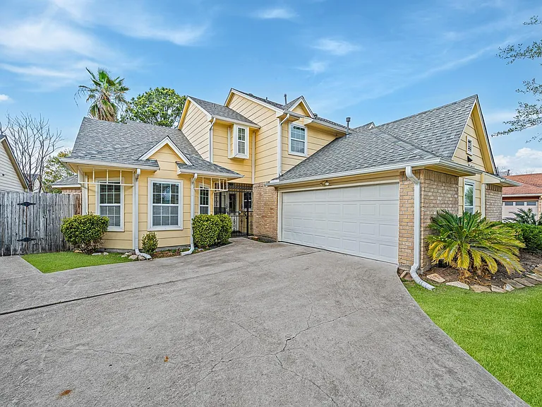 11510 Pagoda Dr — Photo 3