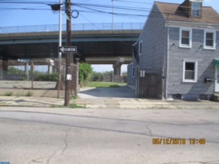 2nd image of 2849 Salmon St