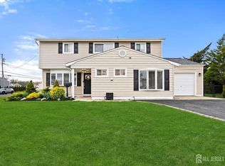 1 York St, Old Bridge, NJ 08857